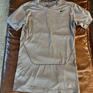 Men’s Nike short sleeve
